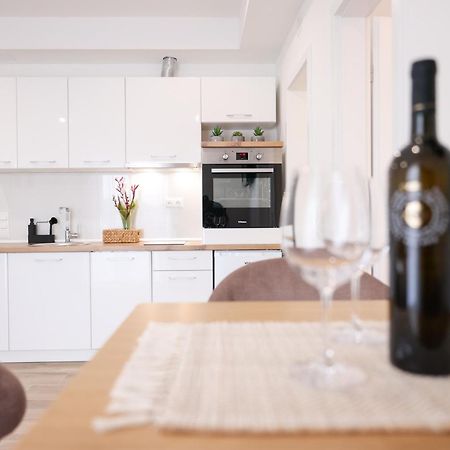Duo Soles - Apartments With Private Parking Near Zadar Murvica  Zewnętrze zdjęcie