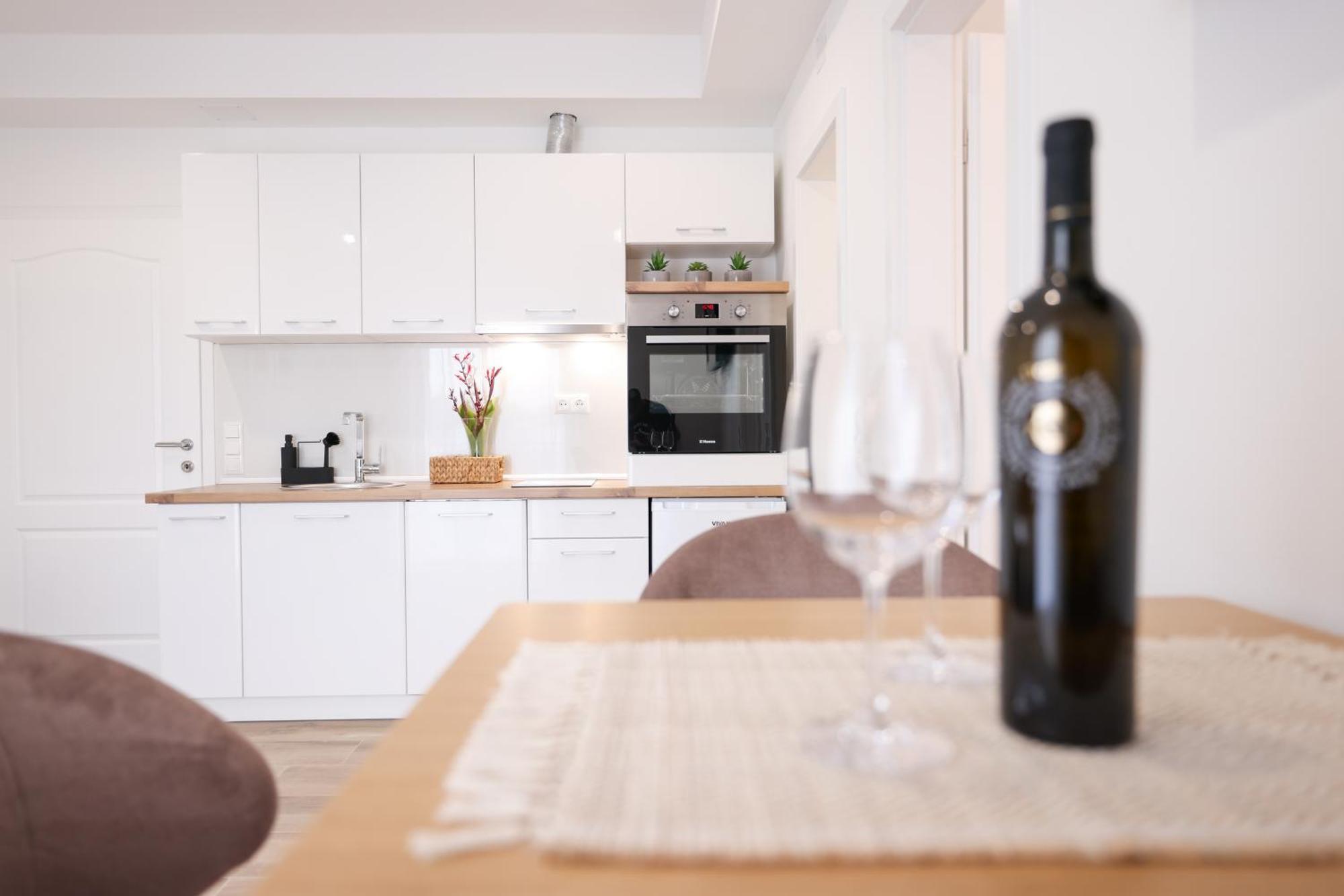 Duo Soles - Apartments With Private Parking Near Zadar Murvica  Zewnętrze zdjęcie