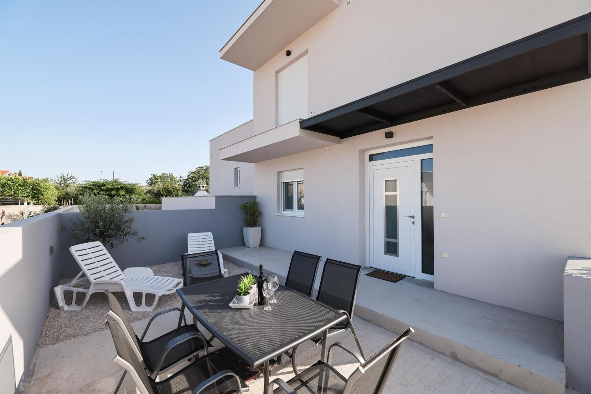 Duo Soles - Apartments With Private Parking Near Zadar Murvica  Zewnętrze zdjęcie