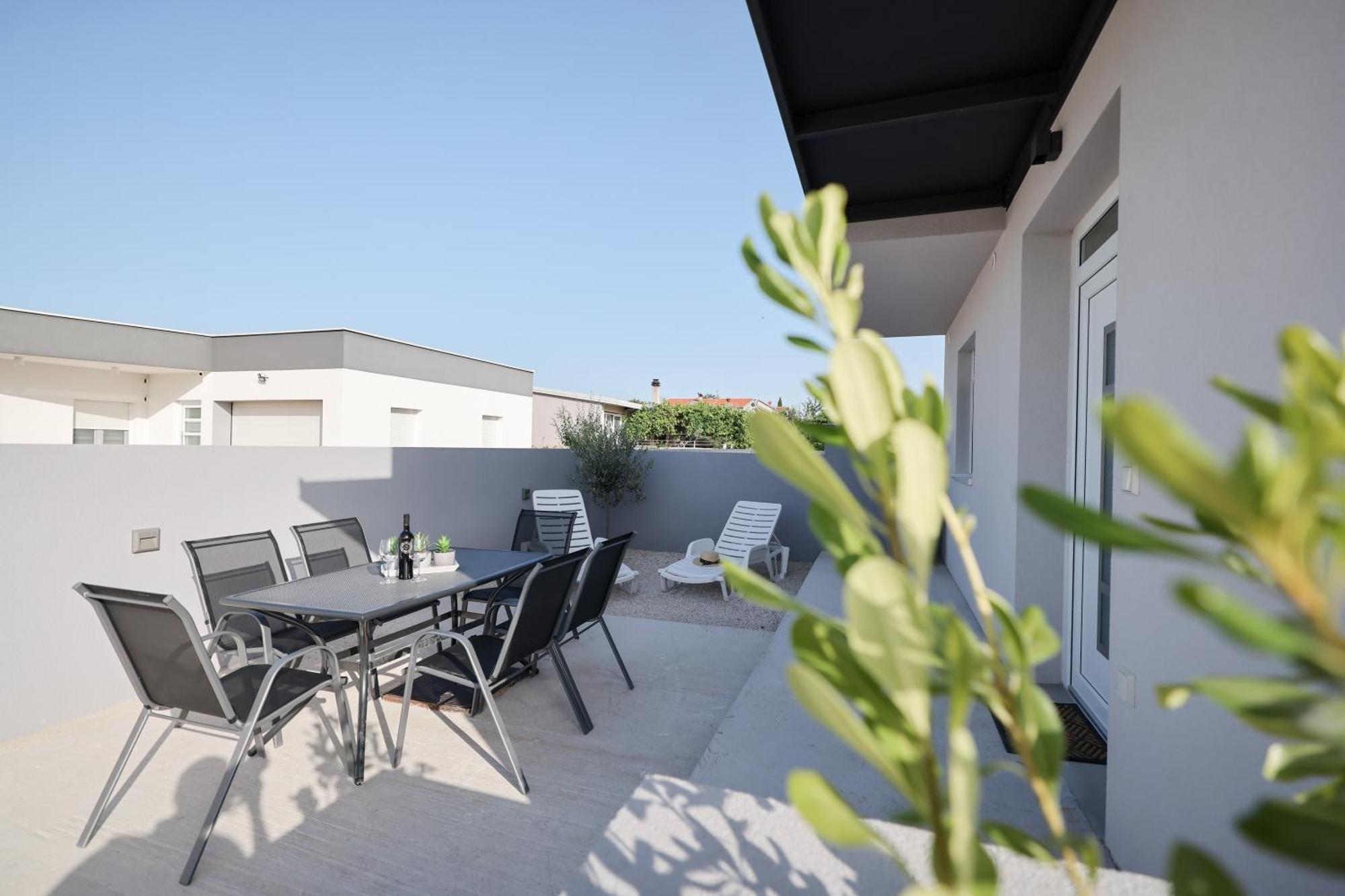 Duo Soles - Apartments With Private Parking Near Zadar Murvica  Zewnętrze zdjęcie